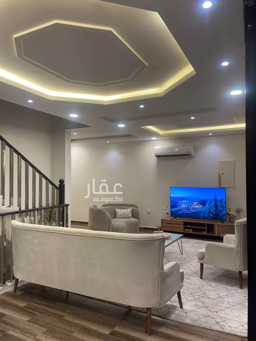5 bedroom villa in Dhahrat Laban, Riyadh 13