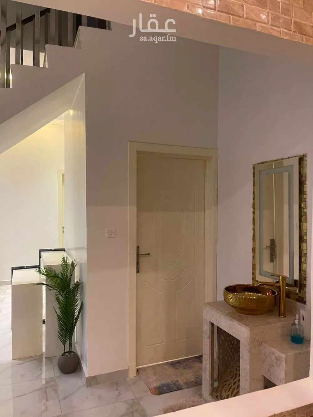 5 bedroom villa in Dhahrat Laban, Riyadh 18