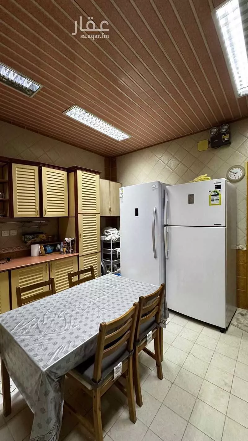 4 bedroom villa in Ishbiliyah, Riyadh 3
