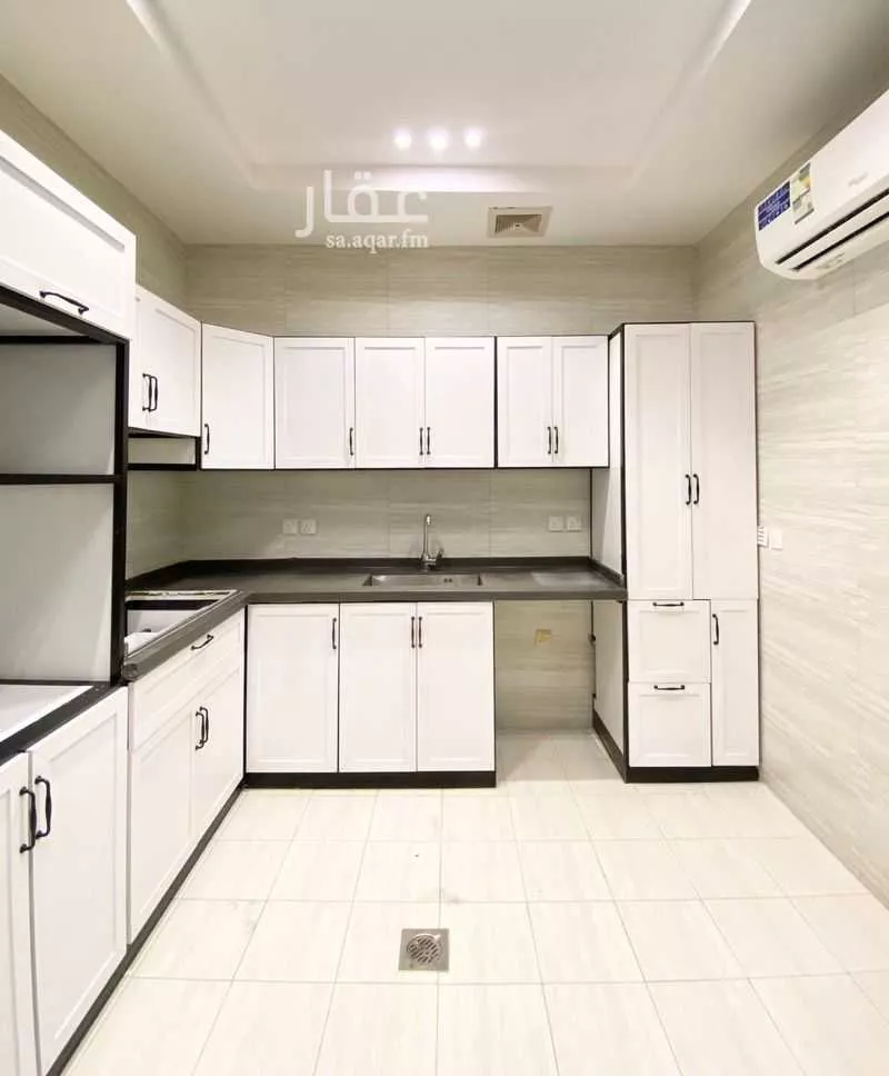 3 bedroom apartment in Al Salamah 5