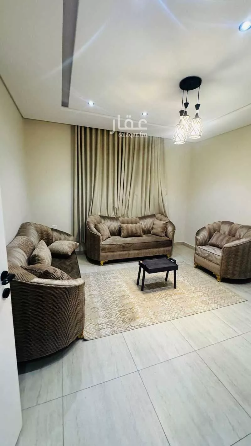شقة 3 غرف في الريان 4