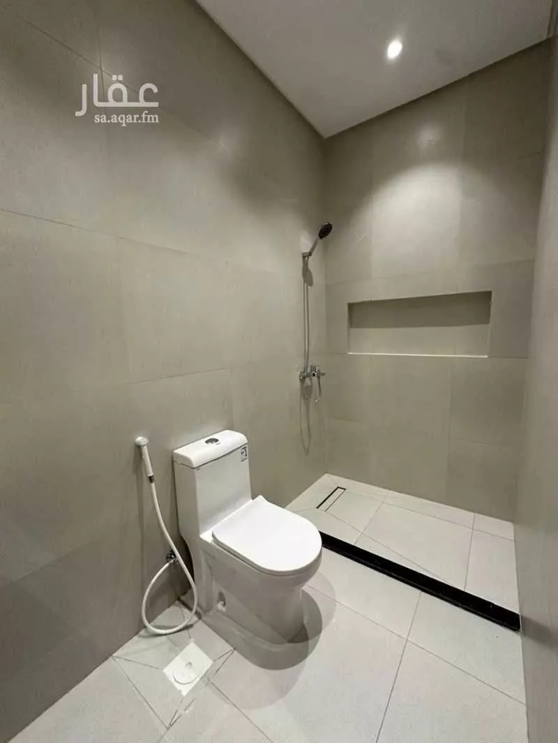 3 bedroom apartment in Al Marwa 5