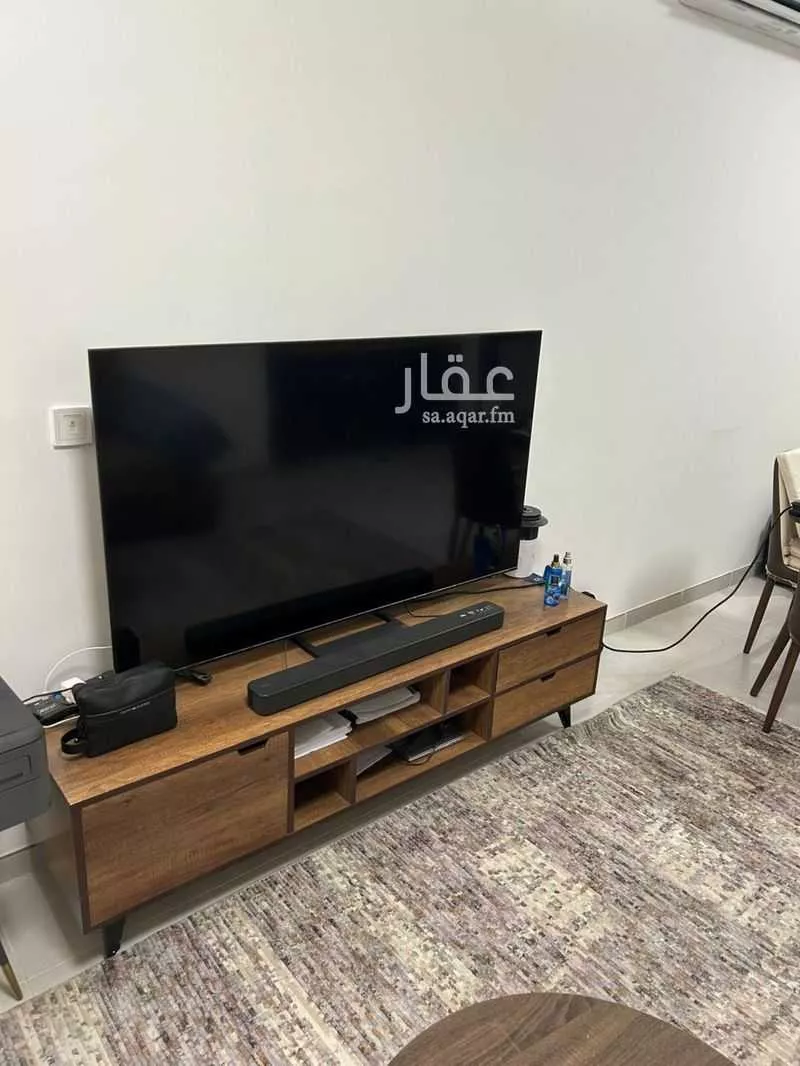 شقة 2 غرف في العزيزية 16