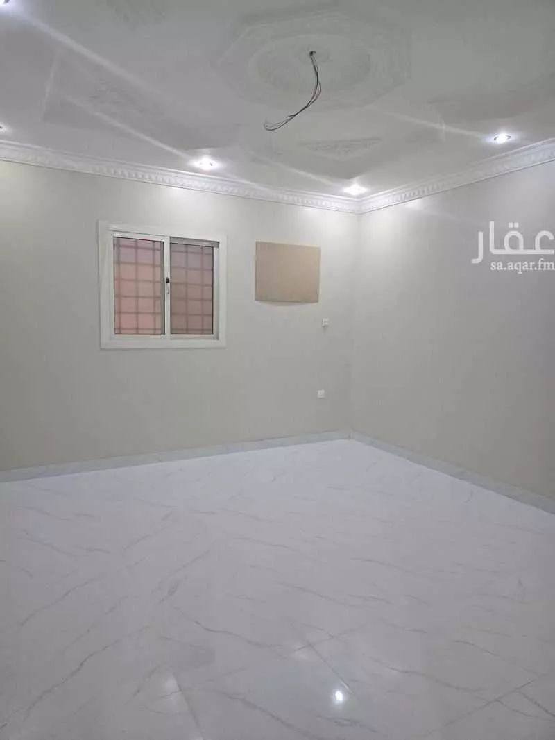 5 bedroom apartment in Al Hamdaniyah 11