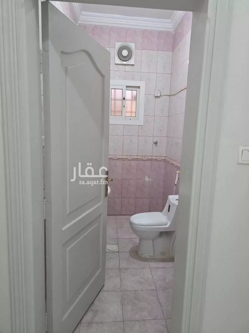 5 bedroom apartment in Al Hamdaniyah 10