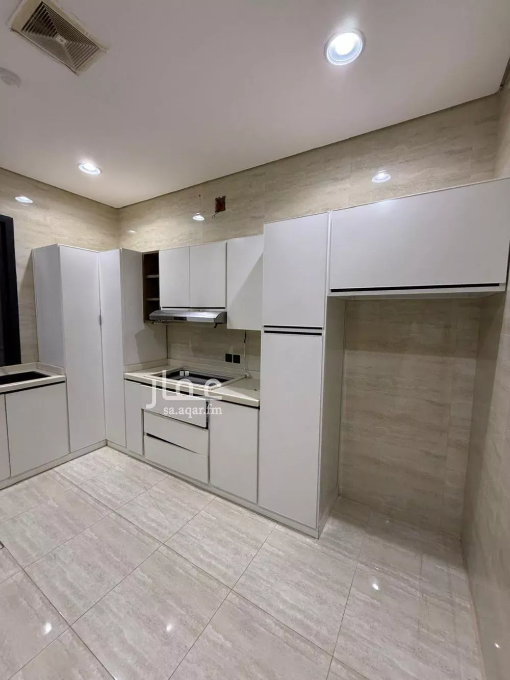 4 bedroom apartment in Al Munsiyah, Riyadh 7