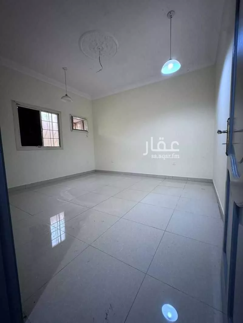 شقة 3 غرف في طيبة 2