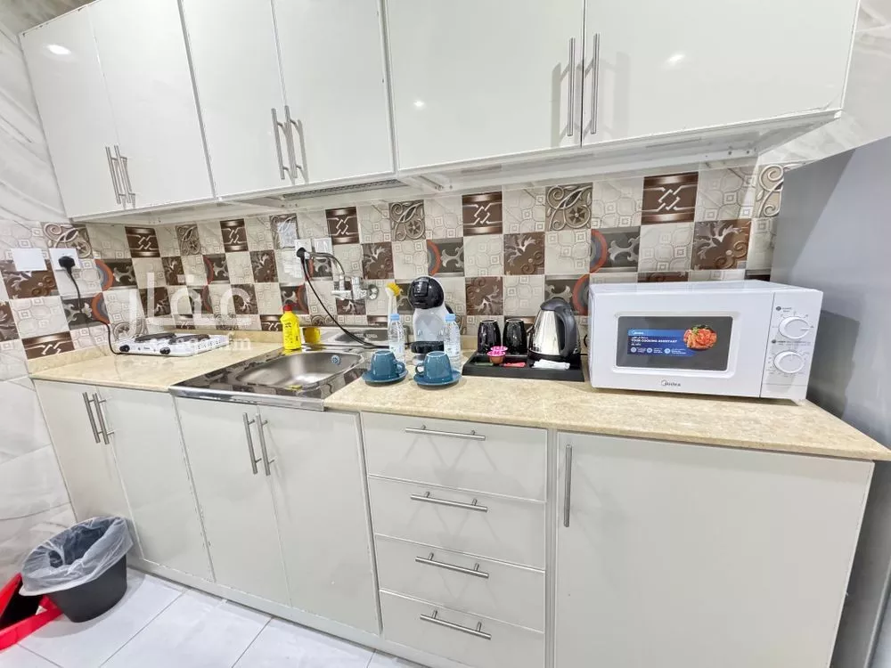 1 bedroom apartment in Al Rawdah 13