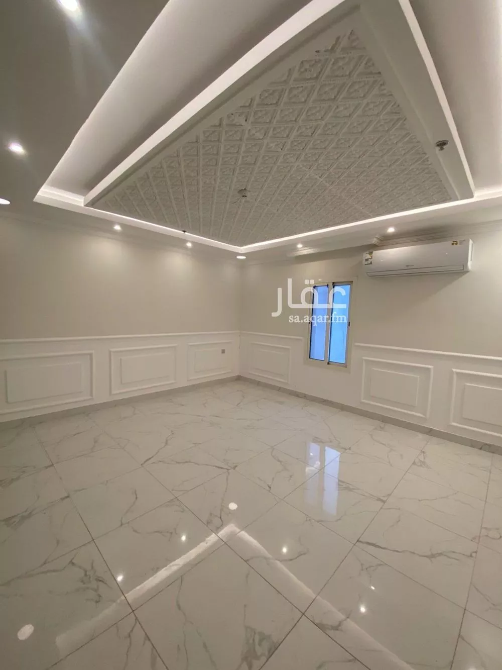 5 bedroom apartment in Al Hamra 7