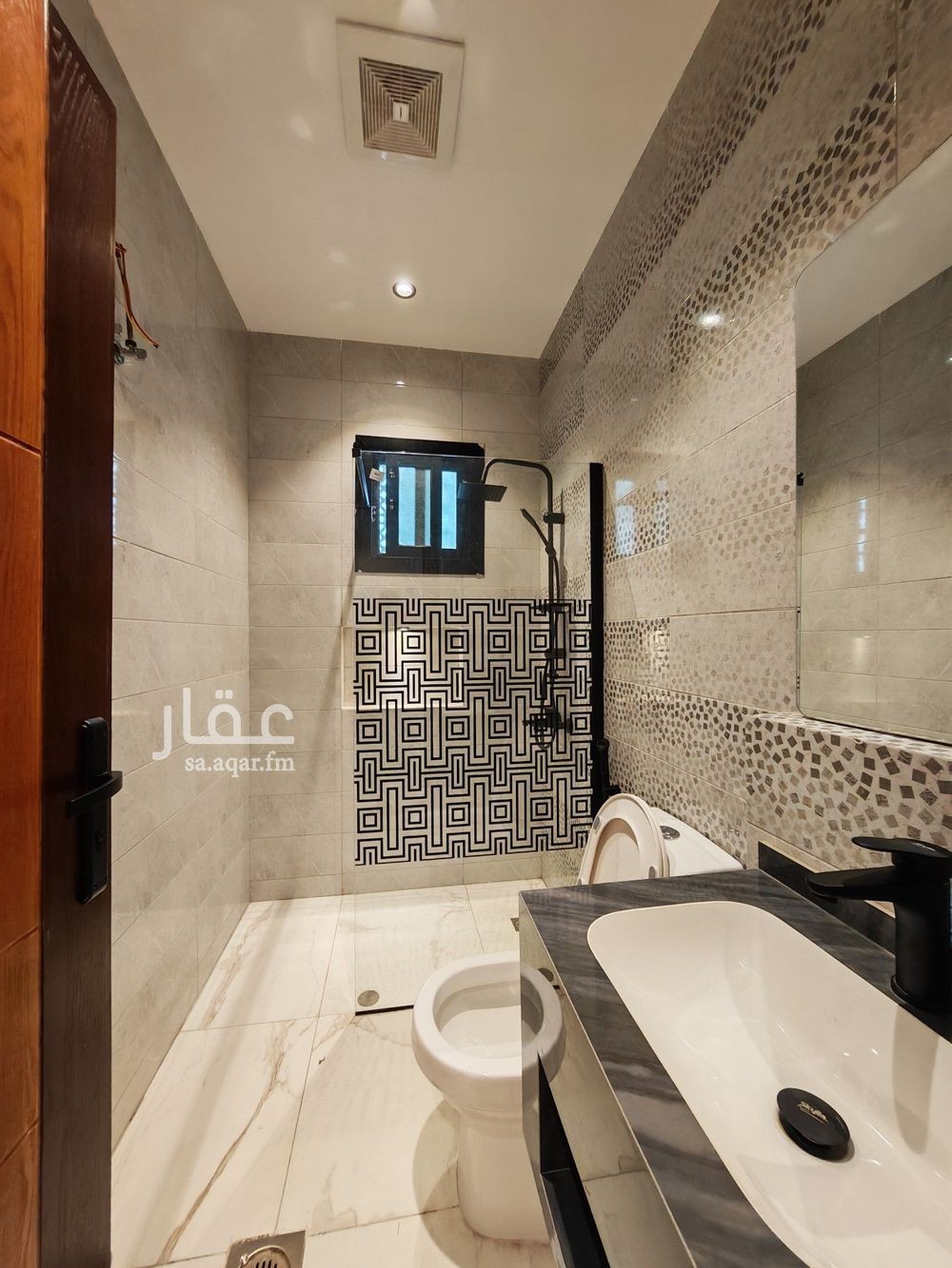 5 bedroom apartment in Al Safa, Jeddah 13