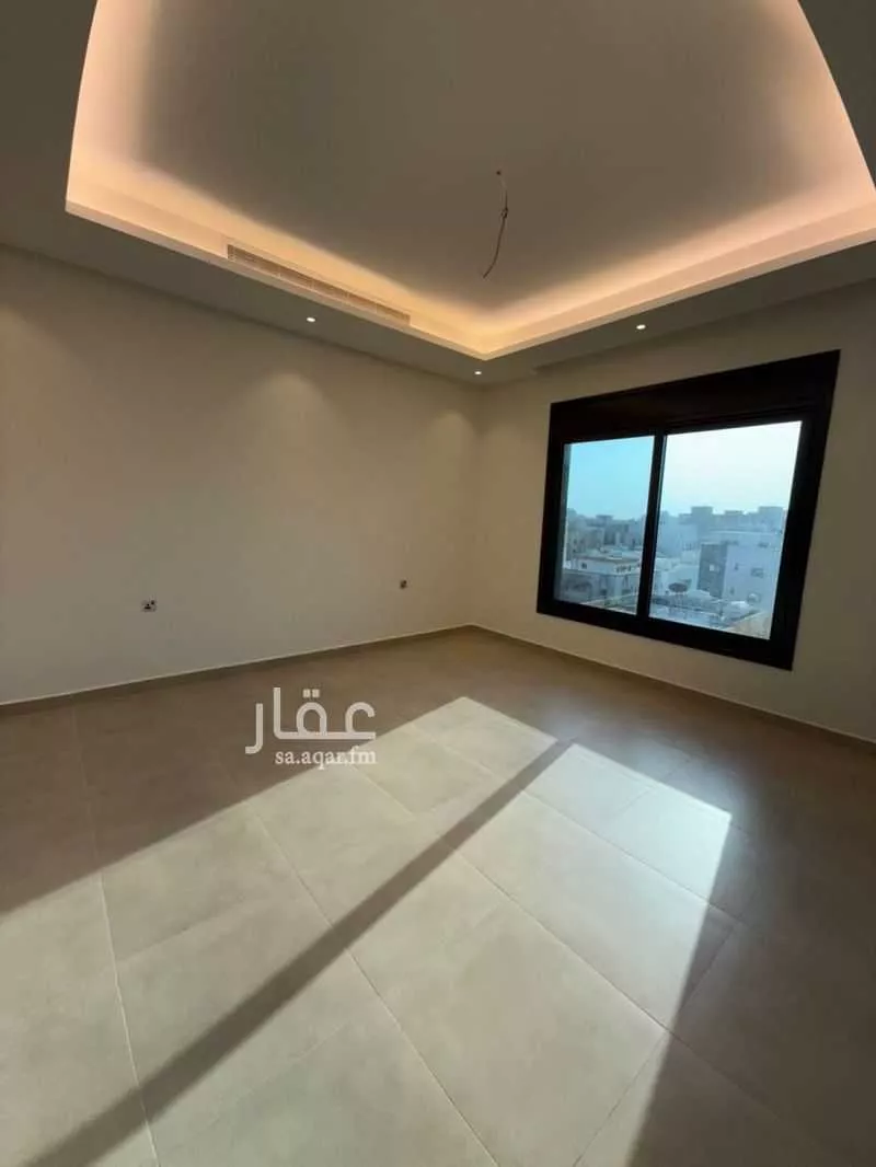 3 bedroom apartment in Al Rawdah 4