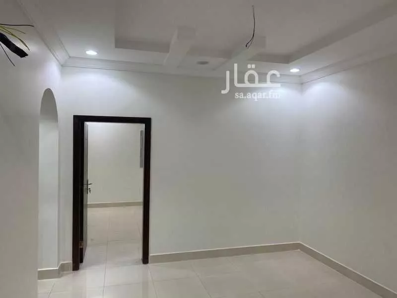 3 bedroom apartment in Al Hamdaniyah 5