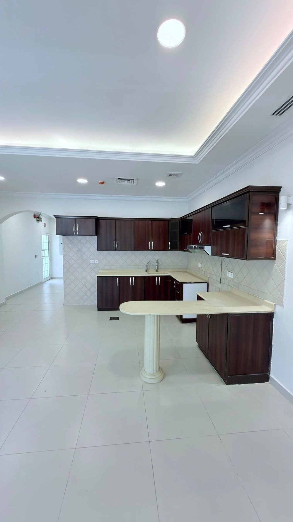4 bedroom villa in Qurtubah, Eastern Province 4