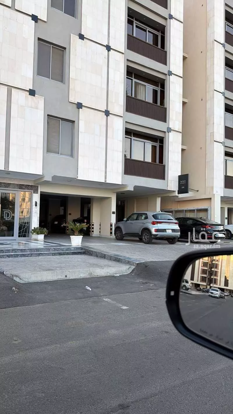 6 bedroom apartment in Al Sawari 5