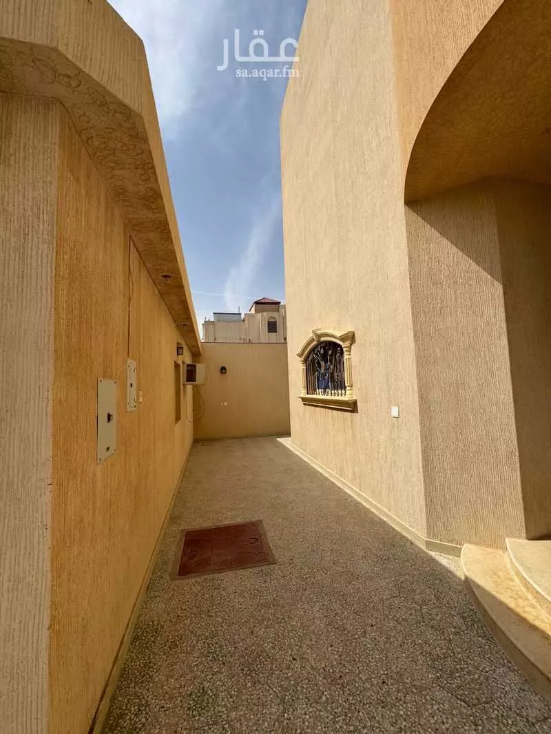 4 bedroom villa in Laban, Riyadh 2