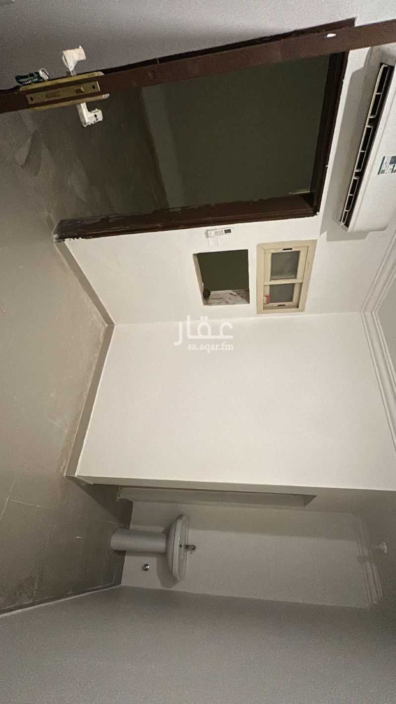5 bedroom villa in Al Sahafah, Riyadh 10