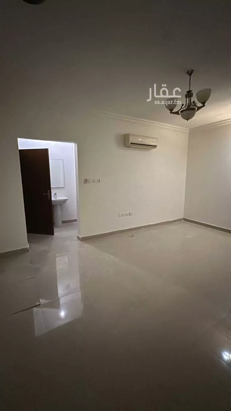 5 bedroom villa in Al Sahafah, Riyadh 13