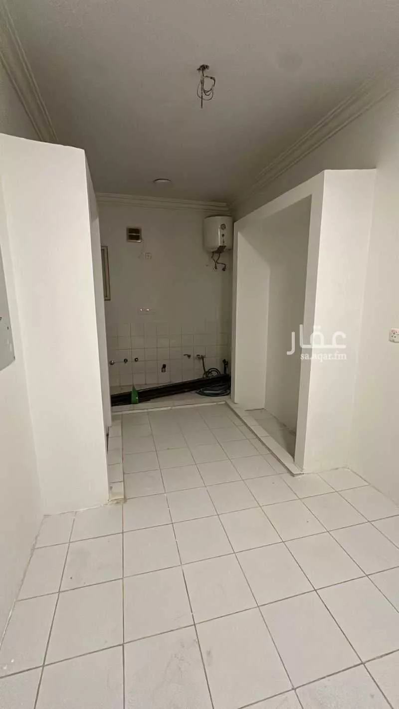5 bedroom villa in Al Sahafah, Riyadh 8