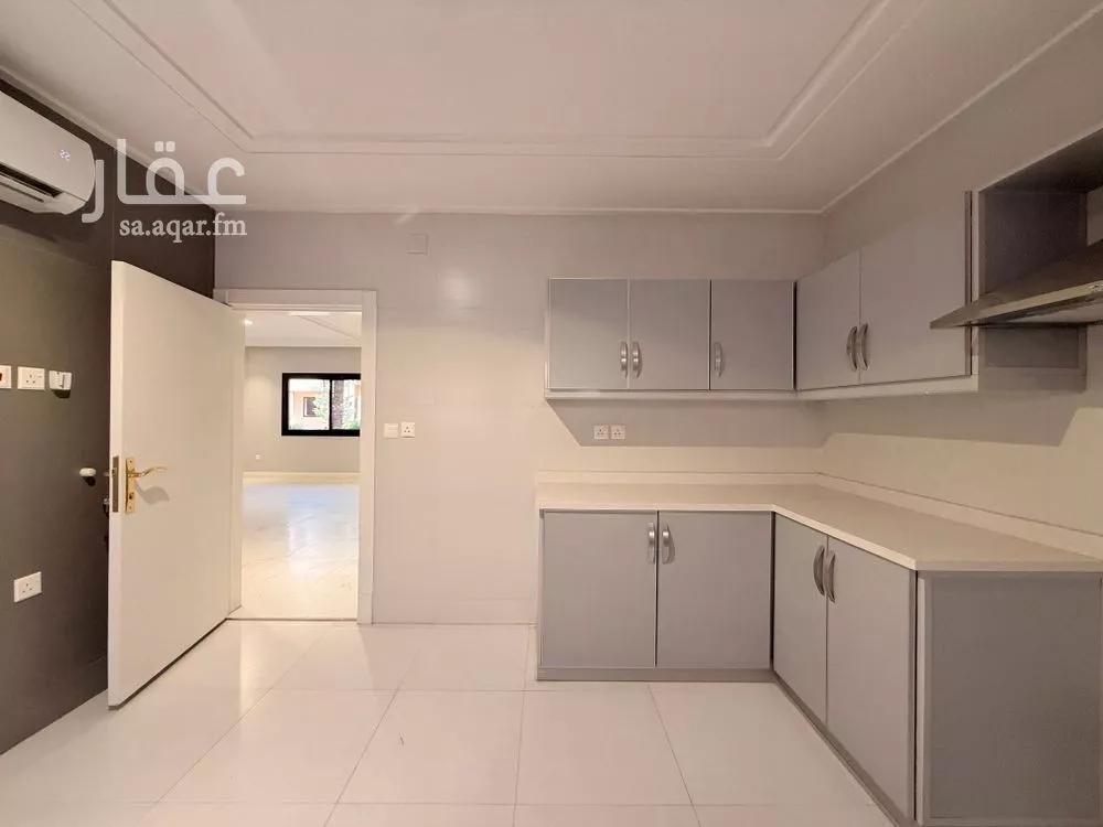 3 bedroom villa in Al Nakheel, Riyadh 16