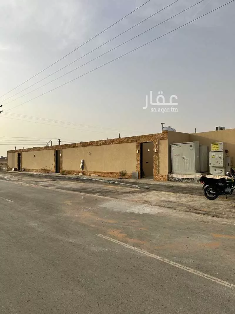 44 bedroom building in Banban, Riyadh 2