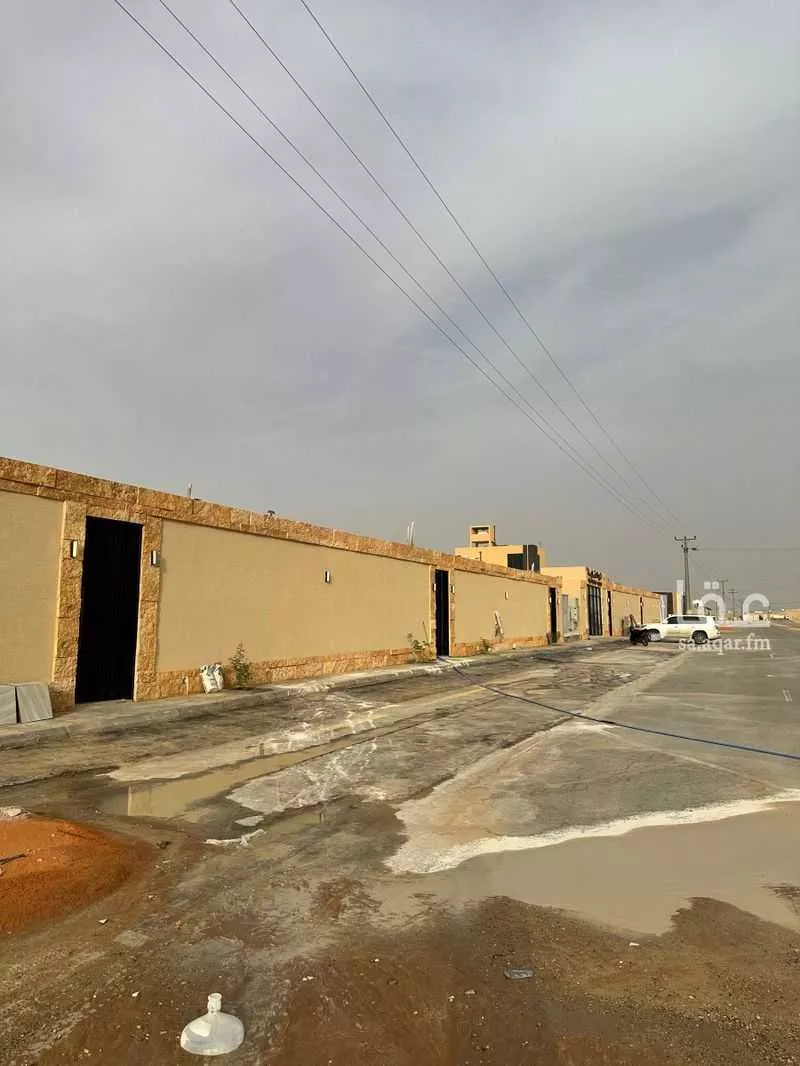 44 bedroom building in Banban, Riyadh 3