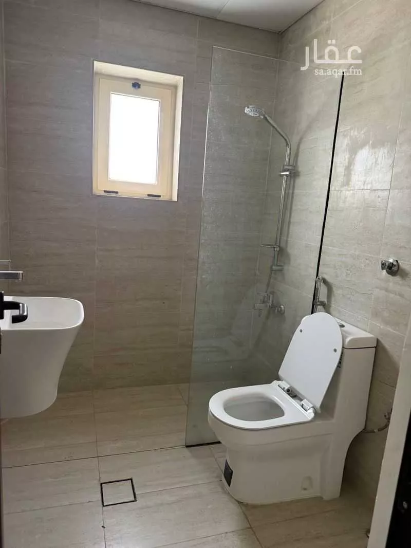 3 bedroom apartment in Al Bandariyah, Eastern Province 4