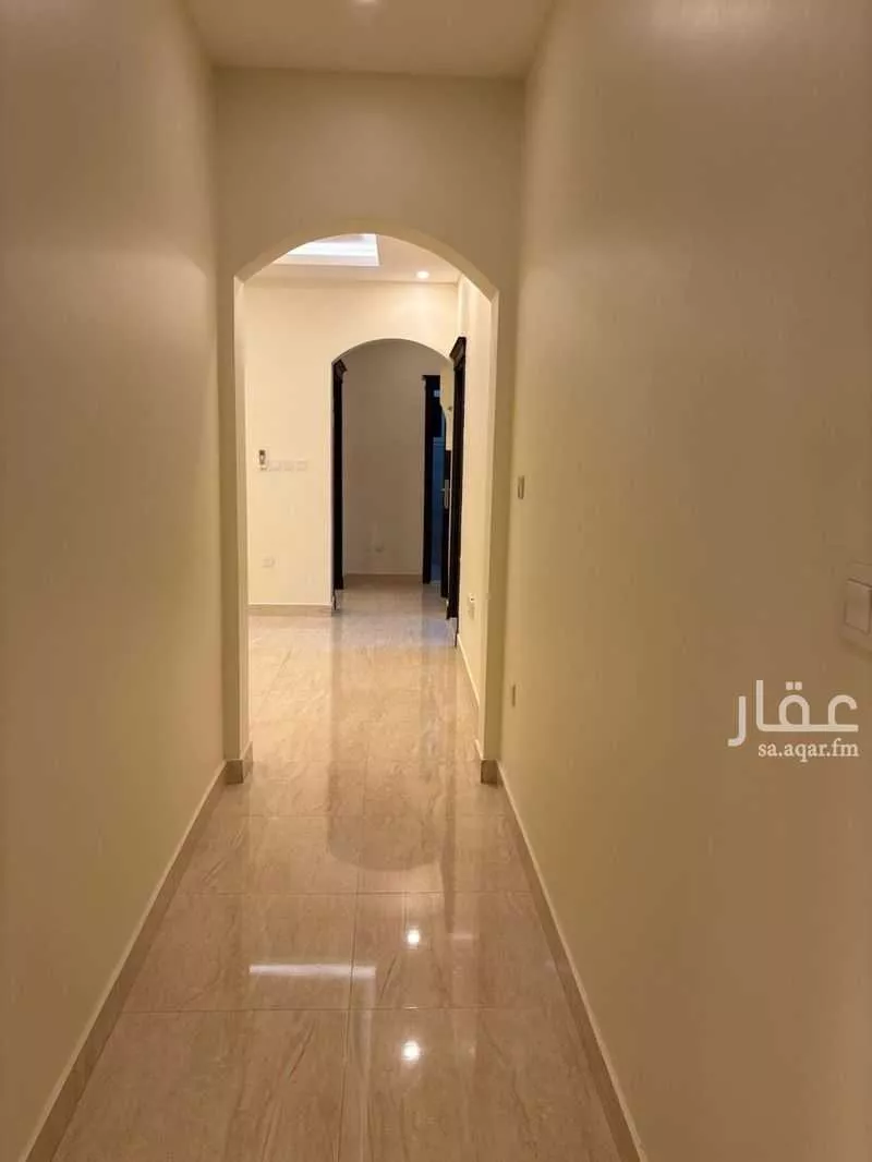 4 bedroom apartment in Al Rawdah 8
