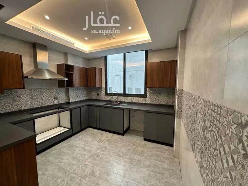 4 bedroom apartment in Al Rawdah 4