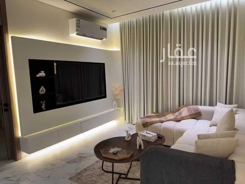 شقة 3 غرف في الحمرا 10