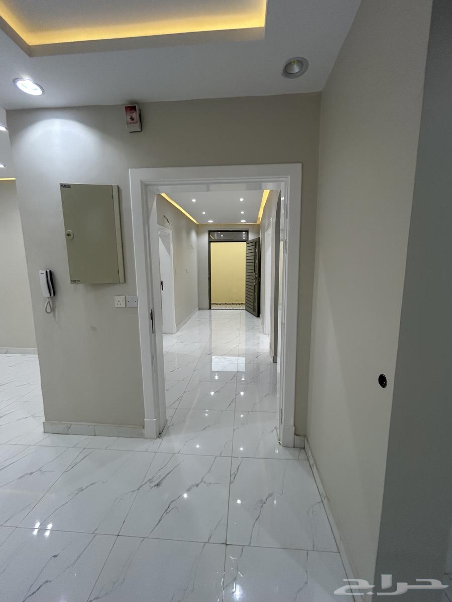 3 bedroom apartment in Al Gharra, Madinah 11