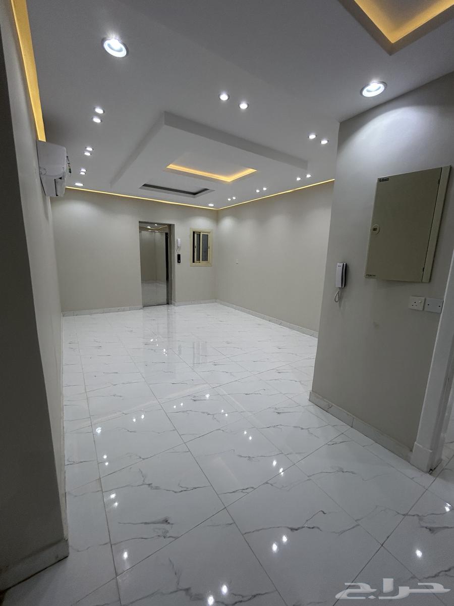 3 bedroom apartment in Al Gharra, Madinah 6