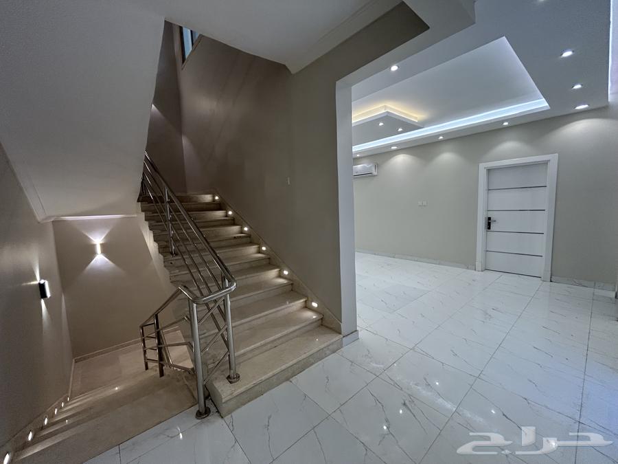 3 bedroom apartment in Al Gharra, Madinah 4