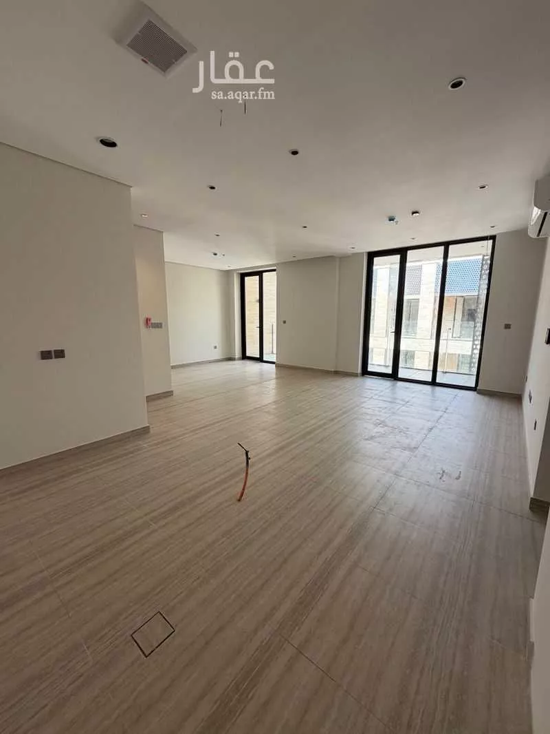 4 bedroom apartment in Al Salamah 7