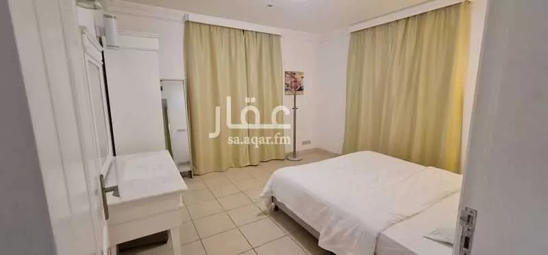 2 bedroom apartment in Al Salamah 13