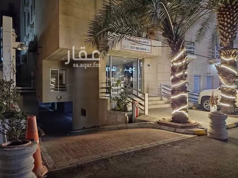 2 bedroom apartment in Al Salamah 6