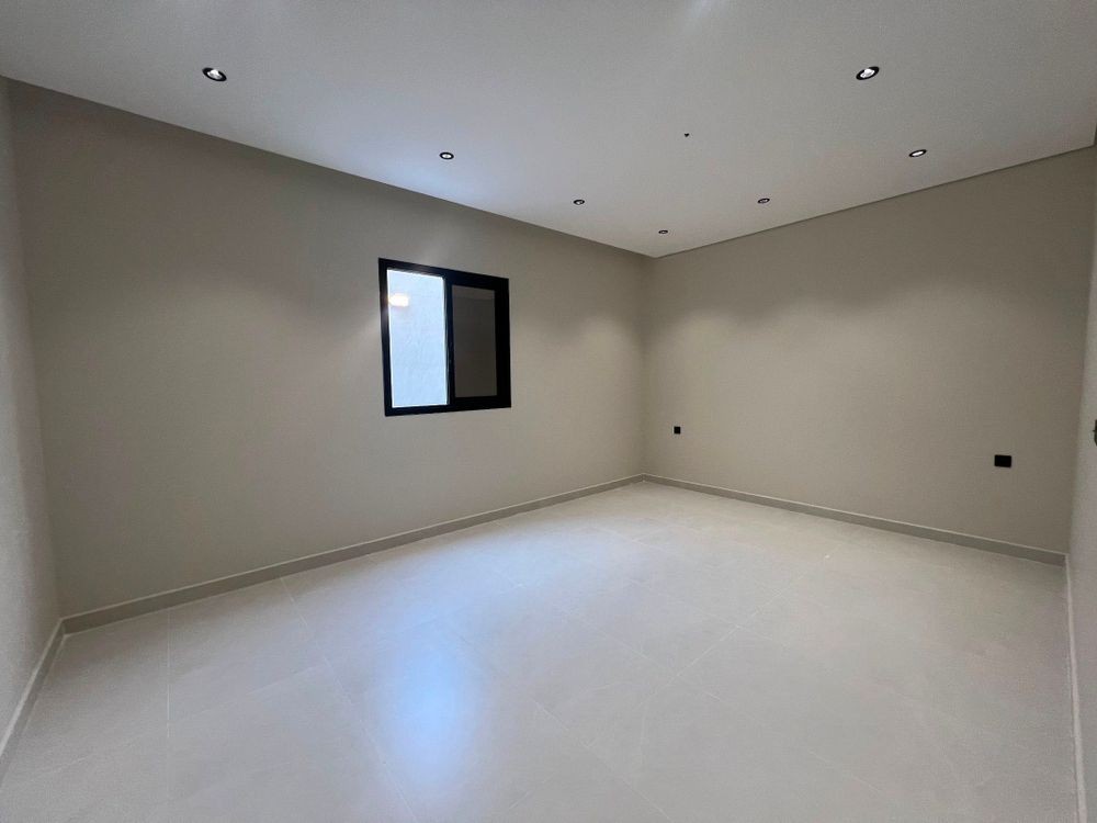 4 bedroom apartment in Al Manar, Eastern Province 3