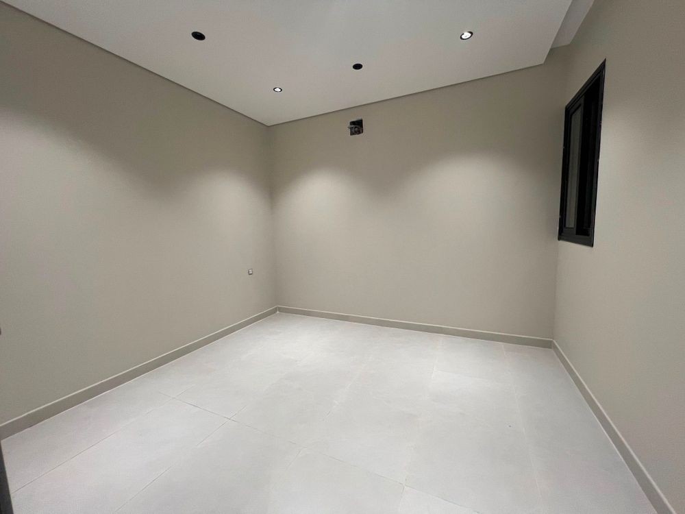 4 bedroom apartment in Al Manar, Eastern Province 9