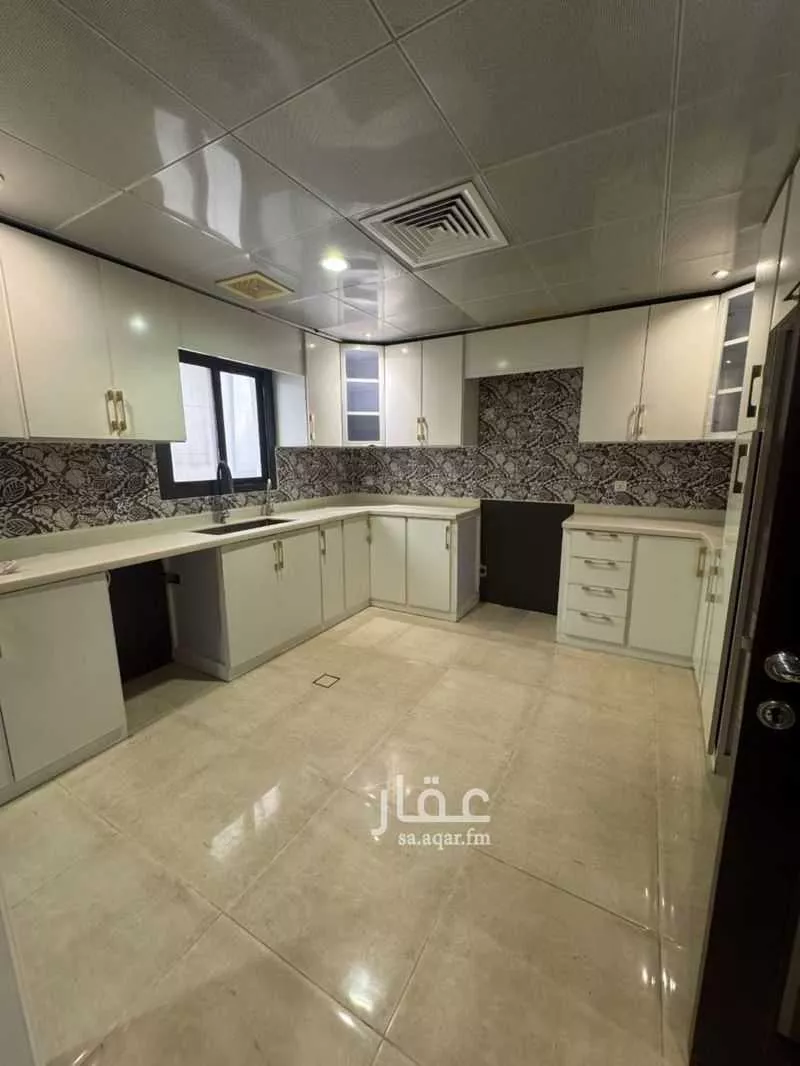 3 bedroom apartment in Hajar, Eastern Province 2
