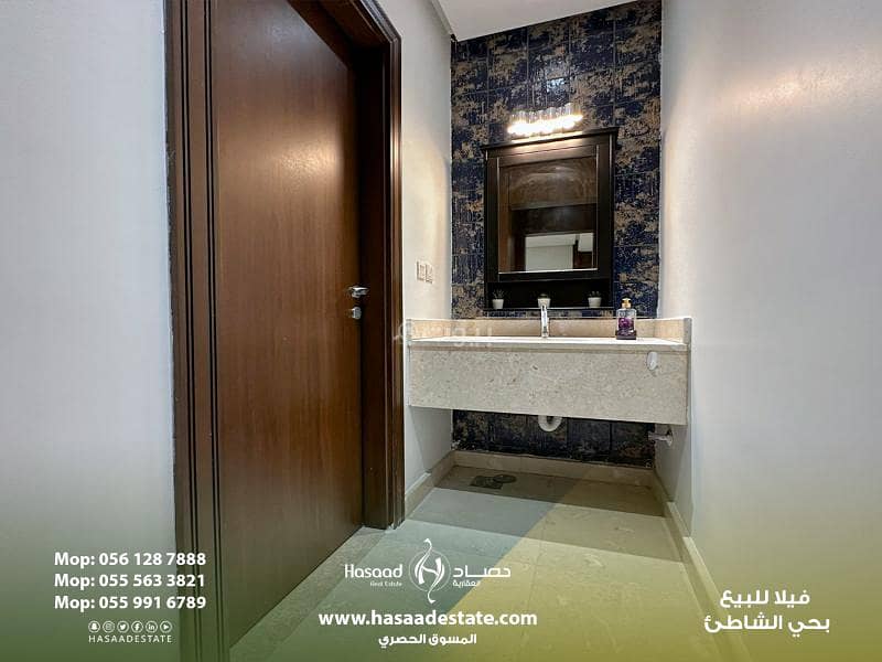 5 bedroom villa in Al Shati, Jeddah 12