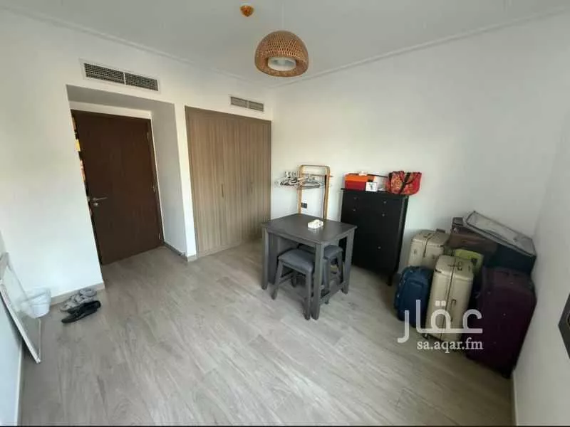 3 bedroom apartment in Al Salamah 17