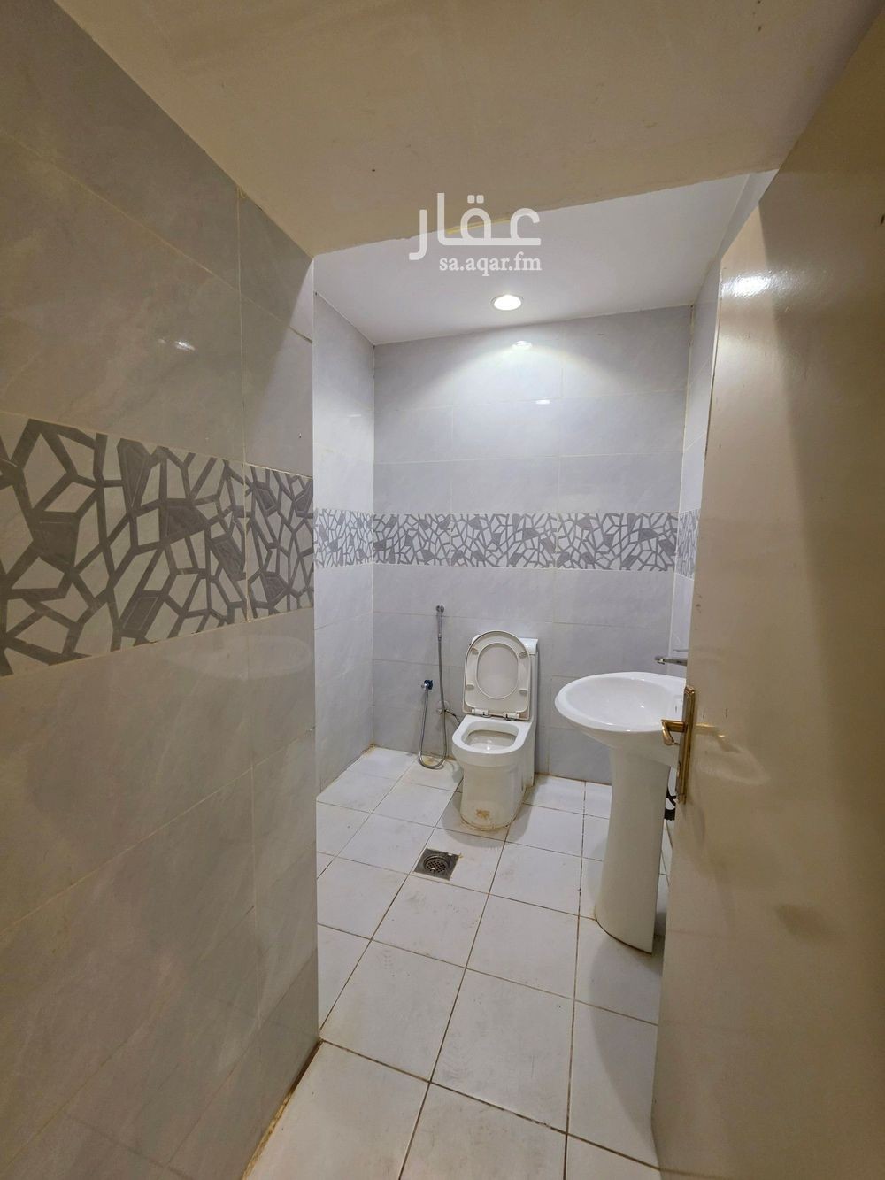 2 bedroom apartment in King Fahd, Riyadh 6