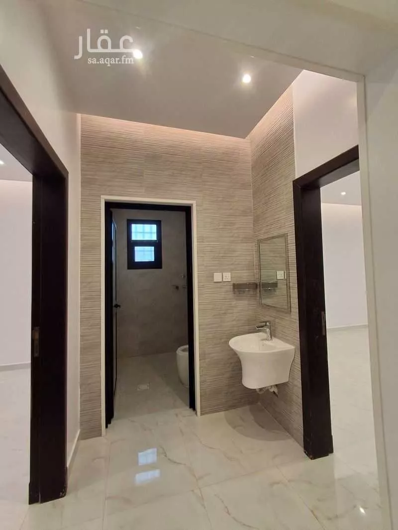 4 bedroom apartment in Al Mahdiyyah, Riyadh 9