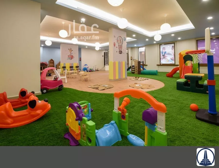 2 bedroom apartment in Al Shati 19