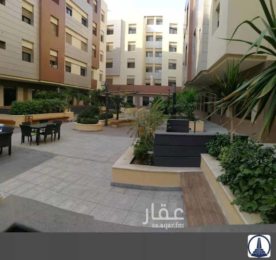 2 bedroom apartment in Al Shati 9
