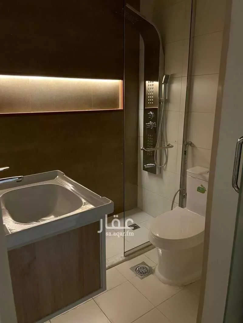 2 bedroom apartment in Al Wurud, Jeddah 5