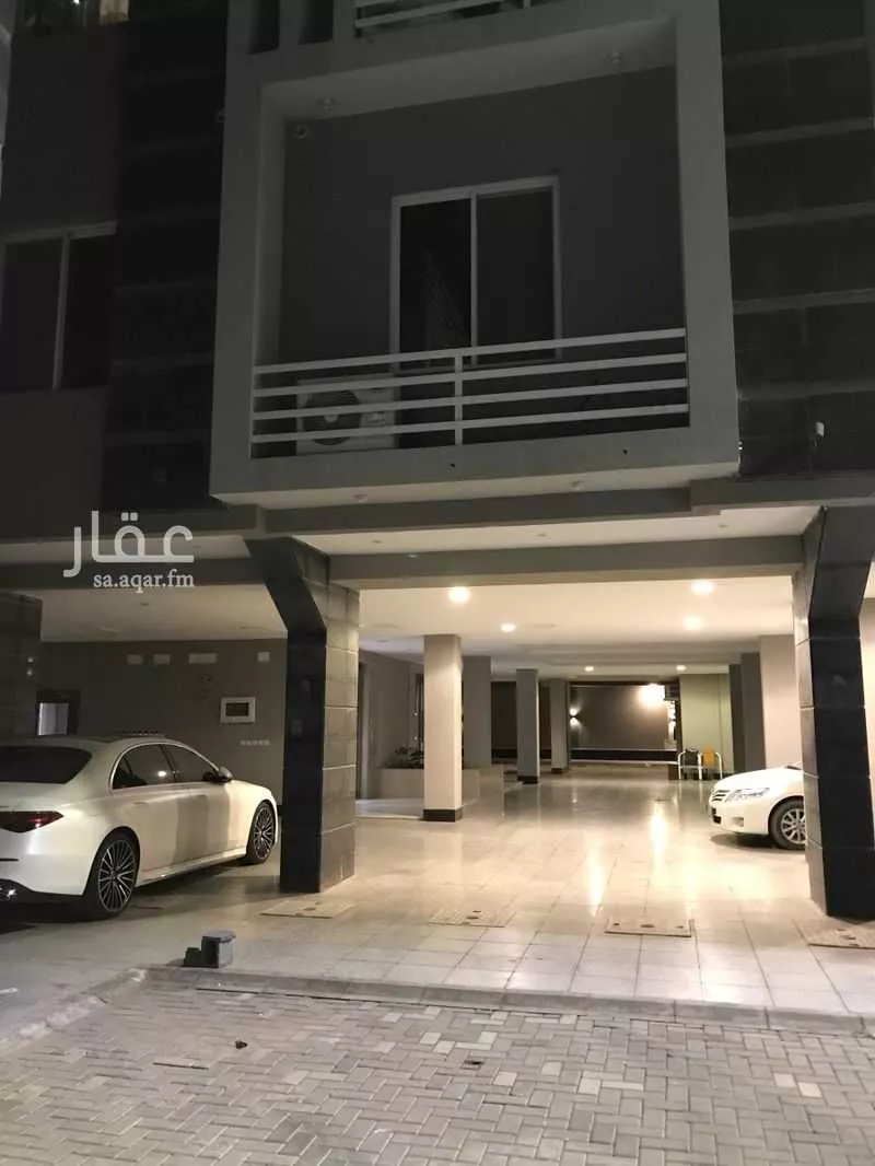 2 bedroom apartment in Al Wurud, Jeddah 8
