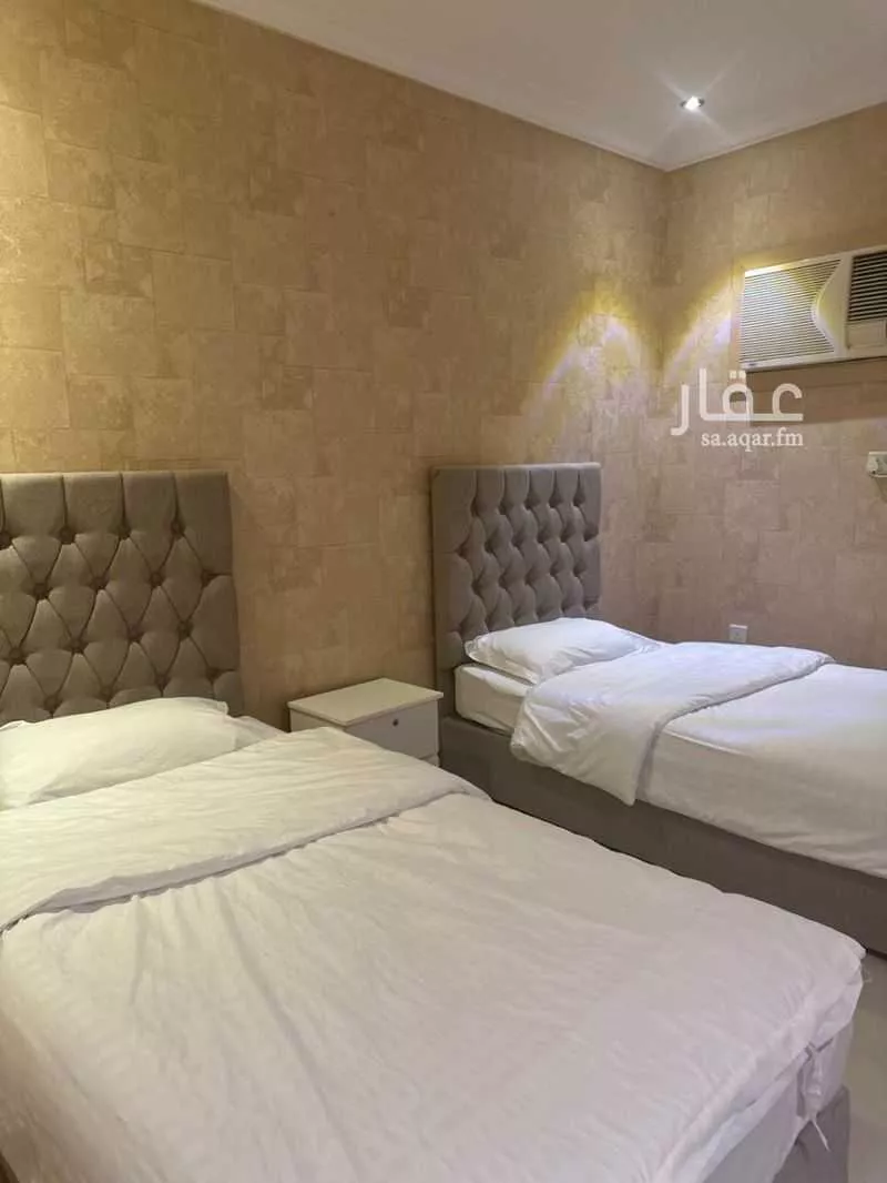 3 bedroom floor in Al Marwa 8