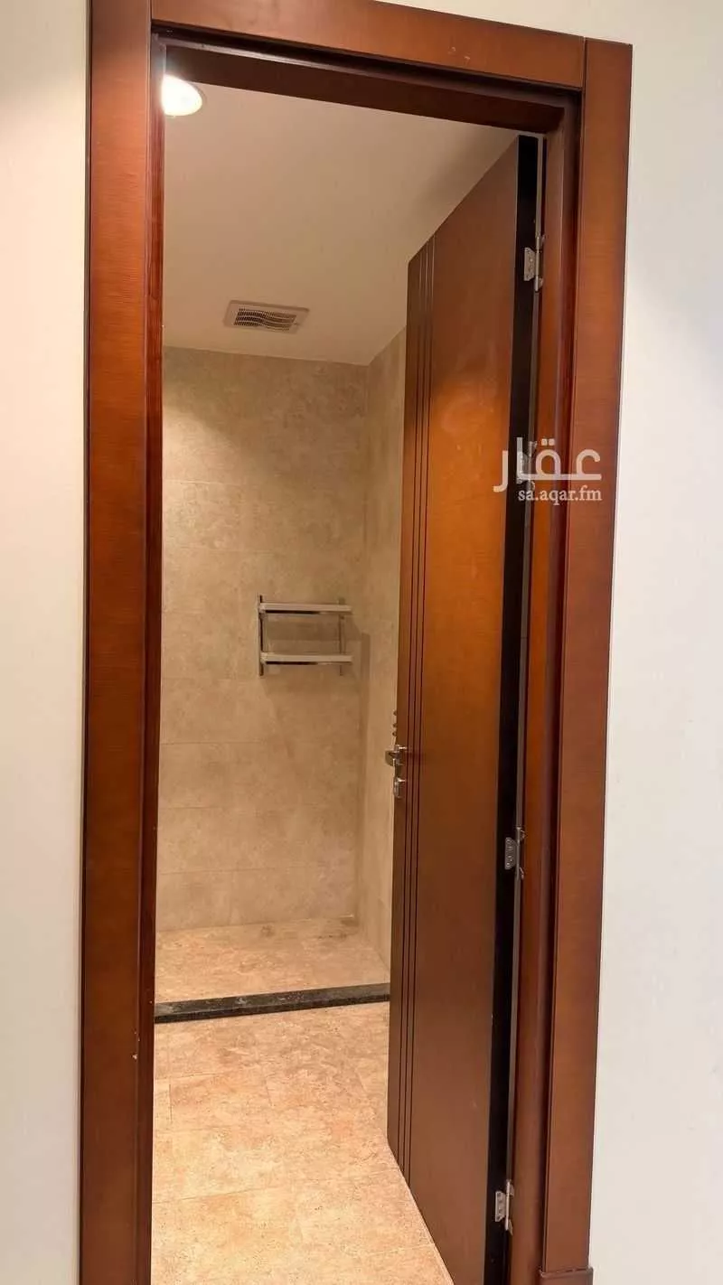3 bedroom apartment in Al Wurud, Jeddah 8