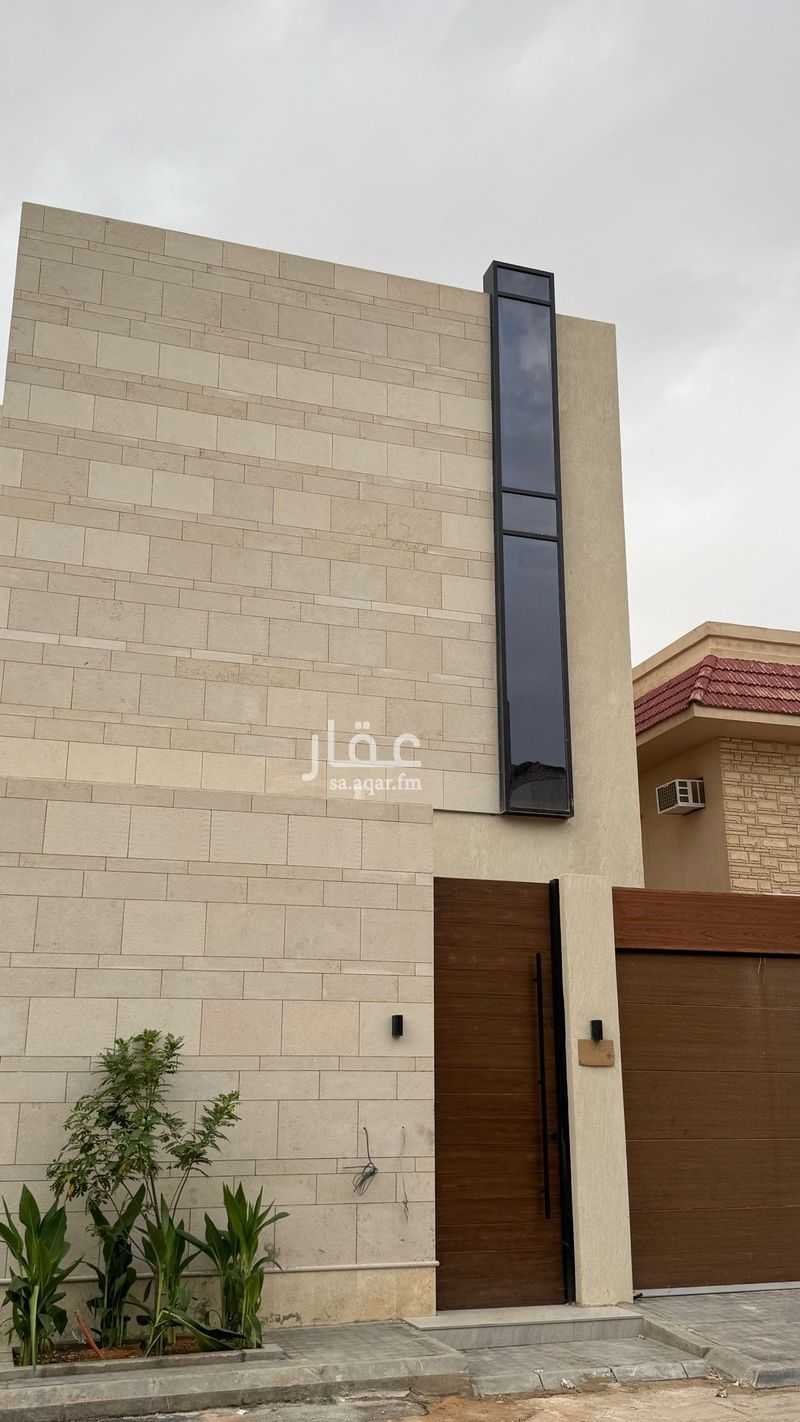 4 bedroom villa in King Fahd, Riyadh 5
