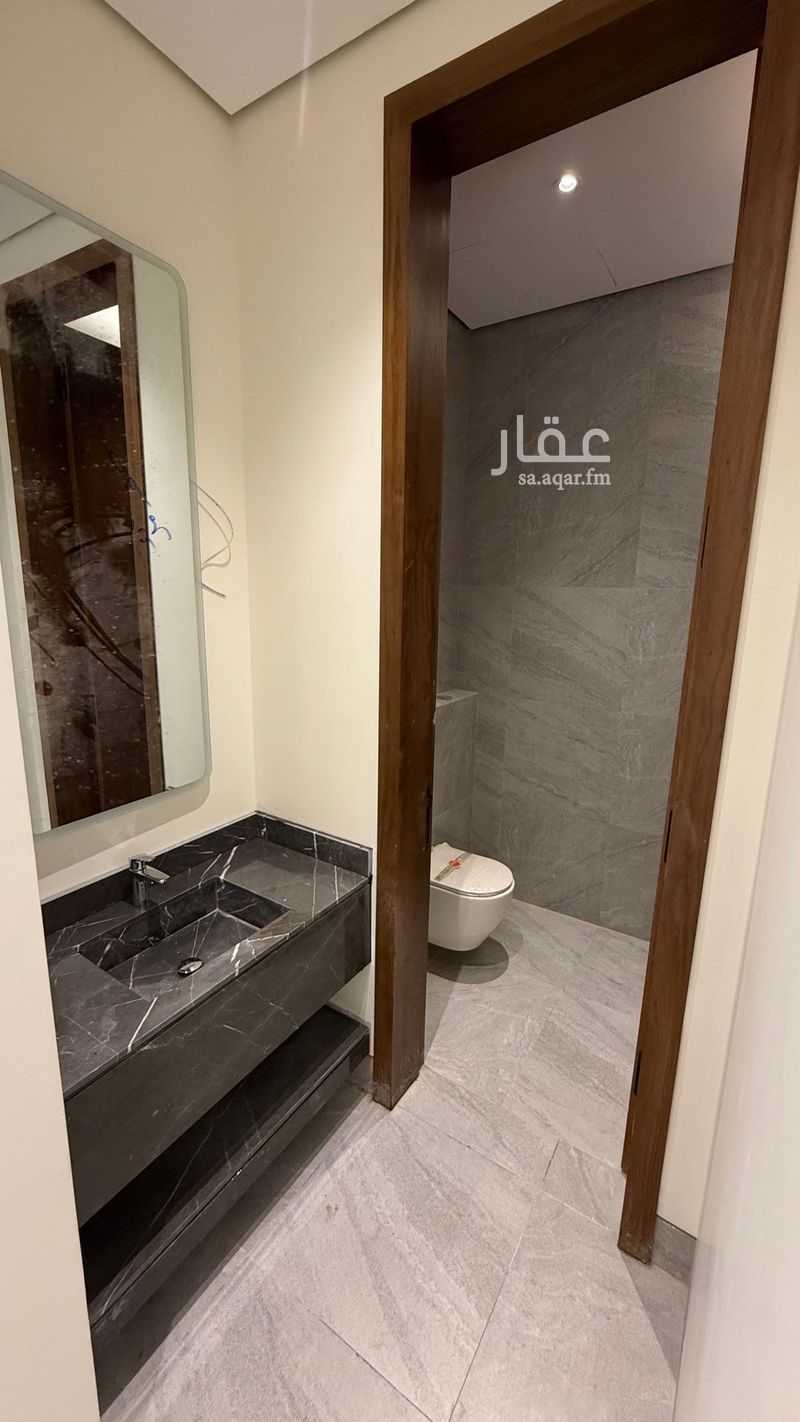 4 bedroom villa in King Fahd, Riyadh 8